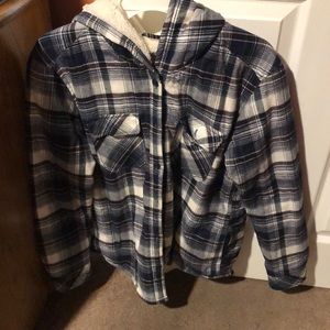 Sherpa jacket w/hood